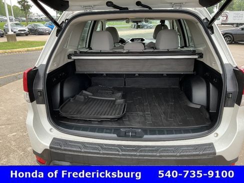 Used 2019 Subaru Forester Premium AWD/4WD image 19