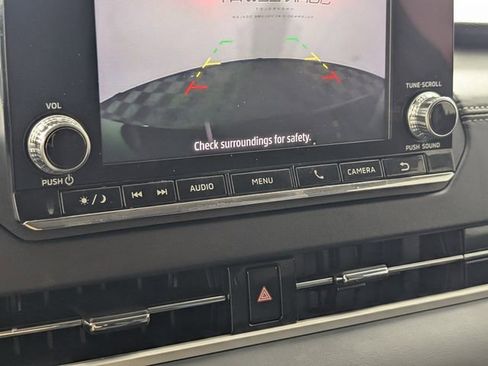 Used 2024 Mitsubishi Outlander ES image 27