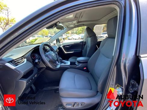 Certified 2022 Toyota RAV4 XLE w/ Convenience Package AWD/4WD image 31