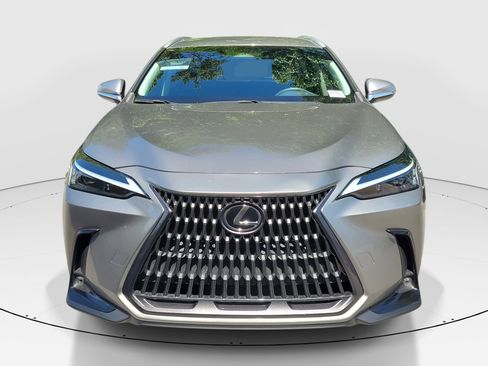 Used 2024 Lexus NX 250 FWD w/ Towing Package (2000 Lbs) image 2
