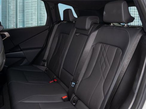 Used 2025 BMW X3 xDrive30i image 16