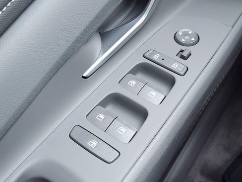 New 2026 Hyundai Elantra SEL Sport FWD image 20