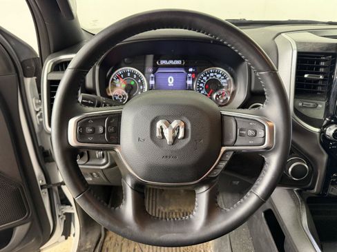 Used 2024 RAM 1500 Big Horn AWD/4WD image 4