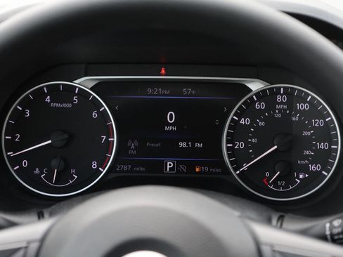 Used 2025 Nissan Sentra SV w/ Trunk Package FWD image 19