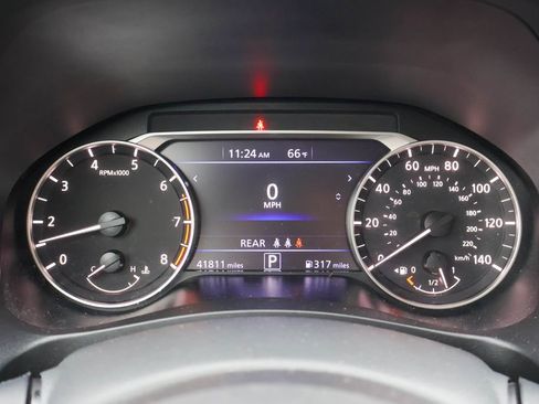 Used 2025 Nissan Altima 2.5 SV FWD image 26