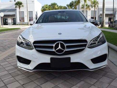 Used 2014 Mercedes-Benz E 350 4MATIC Sedan image 36