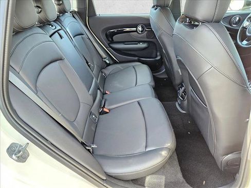 Used 2022 MINI Cooper Clubman S w/ Premium Package FWD image 20