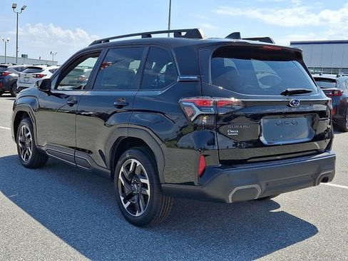 New 2026 Subaru Forester Premium AWD/4WD image 3