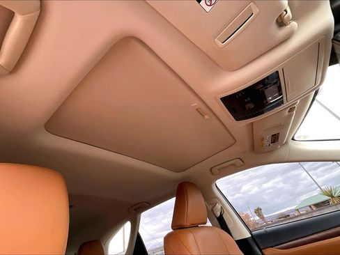 Used 2022 Lexus RX 350L FWD w/ Premium Package image 12