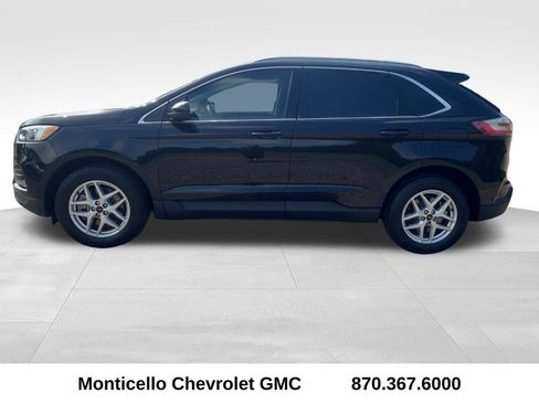 Used 2023 Ford Edge SEL w/ Convenience Package AWD/4WD image 4