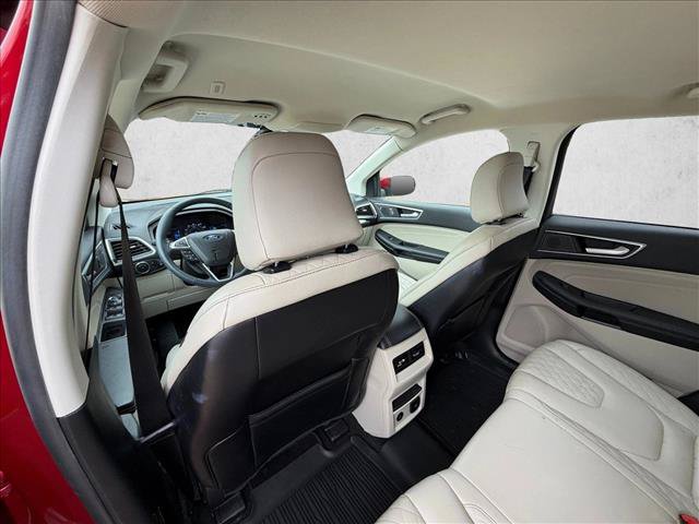 Used 2023 Ford Edge Titanium AWD/4WD image 16