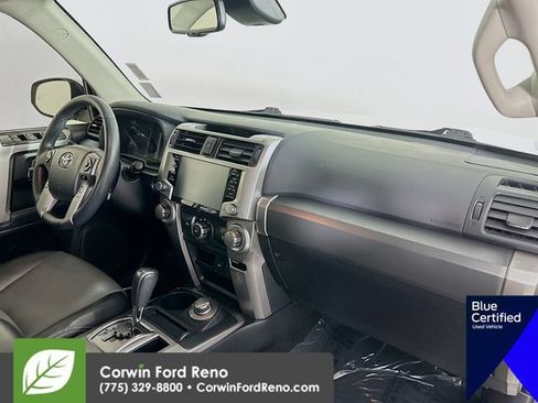 Used 2022 Toyota 4Runner SR5 Premium w/ Moonroof Package AWD/4WD image 33