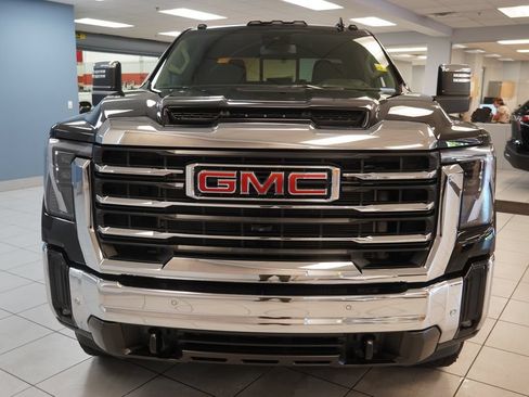 Used 2026 GMC Sierra 2500 SLT AWD/4WD image 15