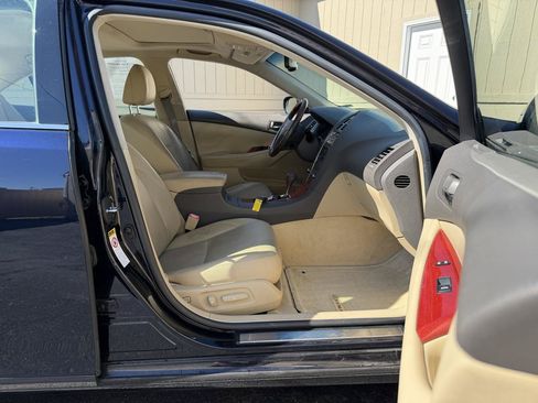 Used 2008 Lexus ES 350 w/ Premium Pkg FWD image 3