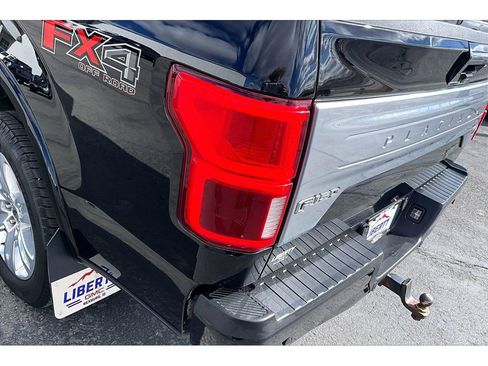 Used 2018 Ford F150 Platinum w/ Equipment Group 701A Luxury image 21