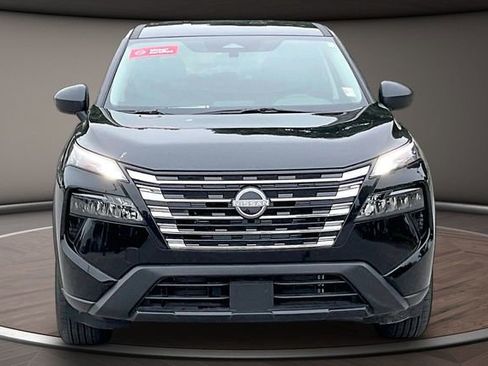 Certified 2026 Nissan Rogue S AWD/4WD image 3