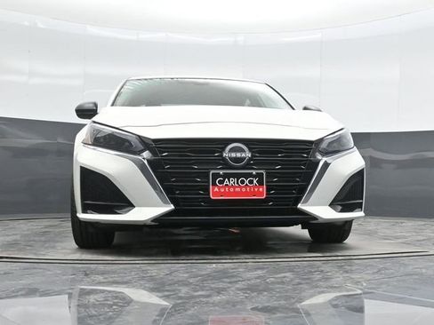 Used 2025 Nissan Altima 2.5 S FWD image 39