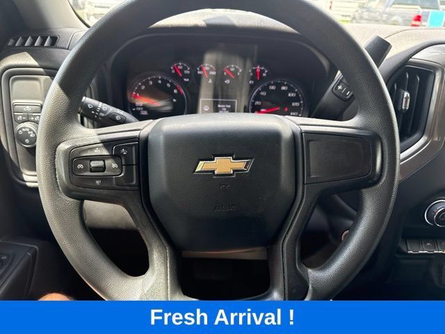 Used 2024 Chevrolet Silverado 1500 Custom w/ LPO, Dark Essentials Package RWD image 5