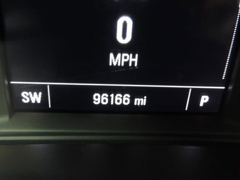 Used 2022 Chevrolet Malibu LT image 30