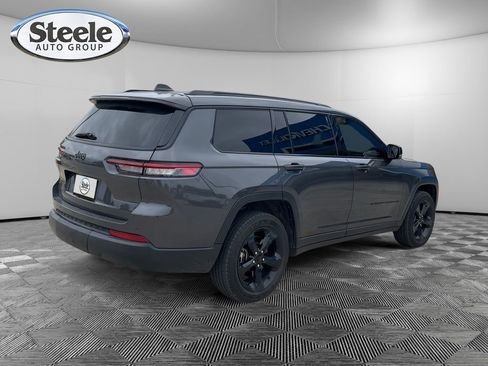 Used 2021 Jeep Grand Cherokee L Laredo image 5