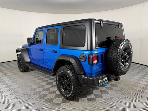 Used 2023 Jeep Wrangler Unlimited w/ Cold Weather Group AWD/4WD image 8