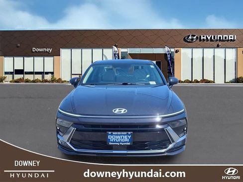 Used 2025 Hyundai Sonata SEL FWD image 2