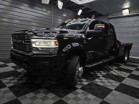 Used 2023 RAM 4500 Laramie AWD/4WD image 42