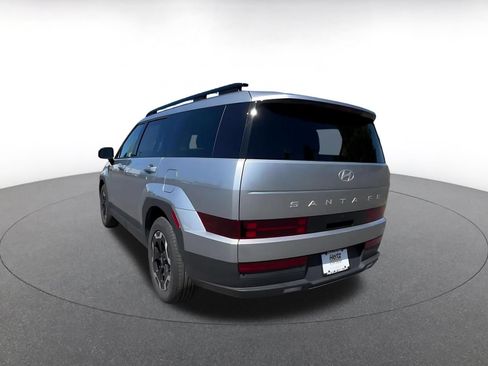 Used 2026 Hyundai Santa Fe SEL AWD/4WD image 11