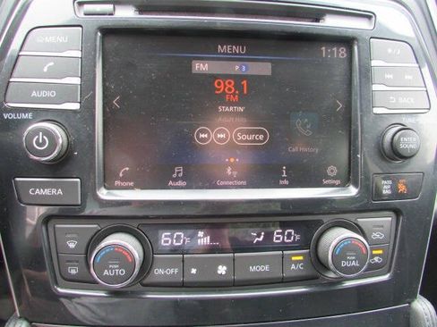 Used 2019 Nissan Maxima 3.5 S w/ Floor Mat Group FWD image 15