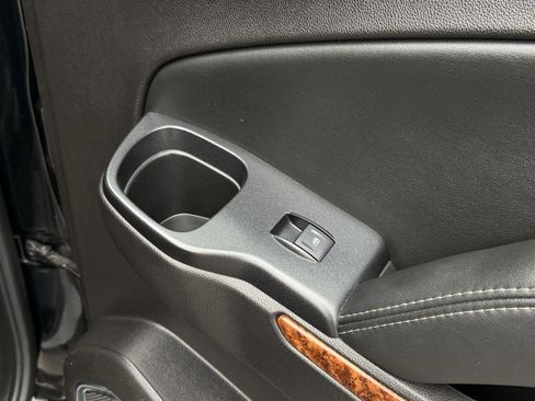 Used 2016 Chevrolet Suburban LTZ AWD/4WD image 46