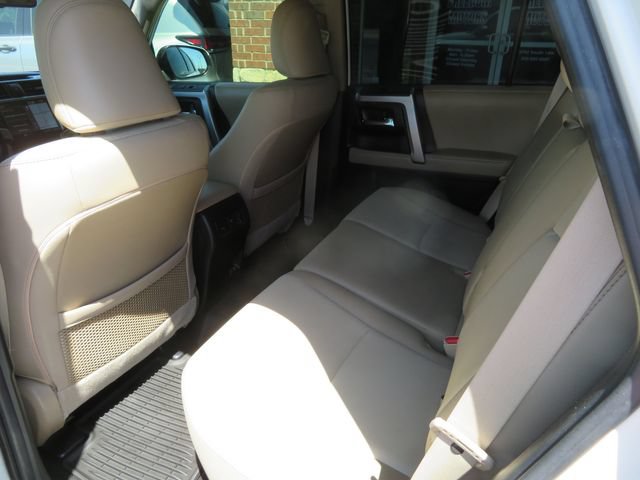 Used 2021 Toyota 4Runner SR5 Premium w/ Moonroof Package AWD/4WD image 20