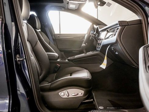 New 2026 Porsche Macan AWD/4WD image 29