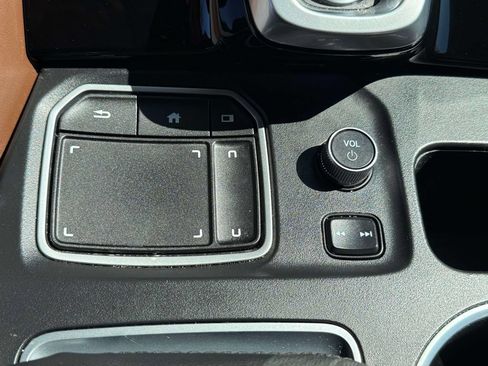 Used 2023 Acura MDX w/ Technology Package AWD/4WD image 25