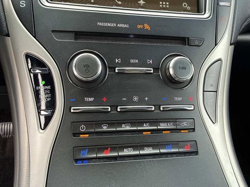 Used 2018 Lincoln MKX Reserve w/ Luxury Package image 28