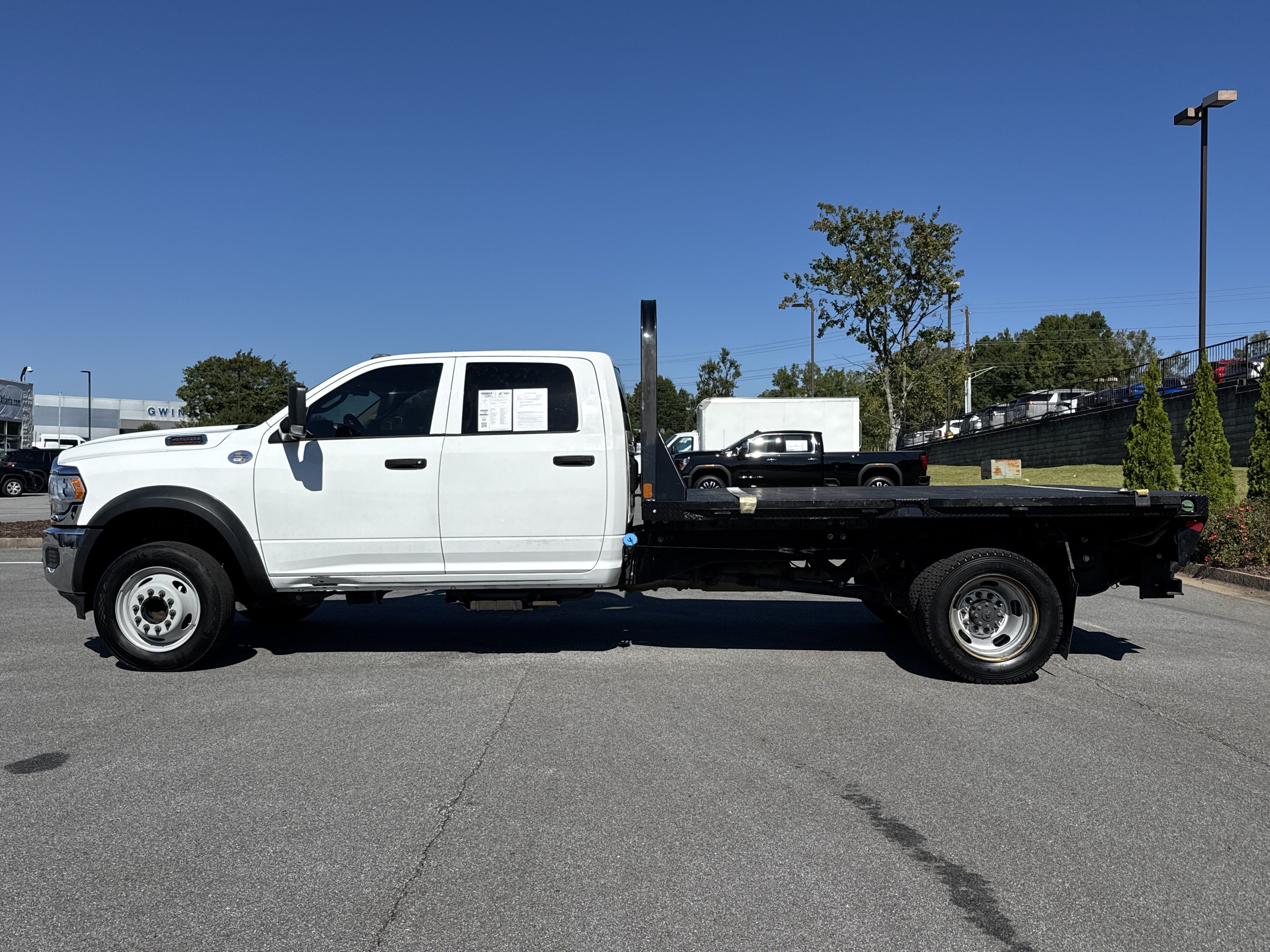Used 2020 RAM 4500 Tradesman w/ Chrome Appearance Group RWD image 7