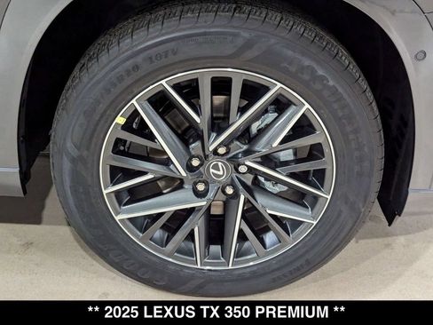 Used 2025 Lexus TX 350 AWD w/ Technology Package image 13