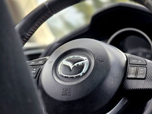 Used 2016 MAZDA MAZDA3 i Touring w/ Popular Equipment Package FWD image 13