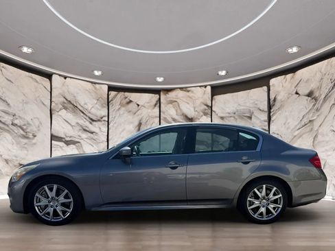 Used 2010 INFINITI G37 Journey w/ Premium Pkg RWD image 5