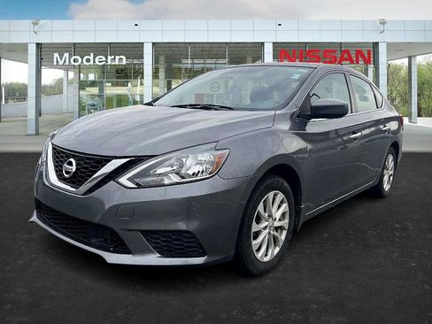 Used 2019 Nissan Sentra SV image 1