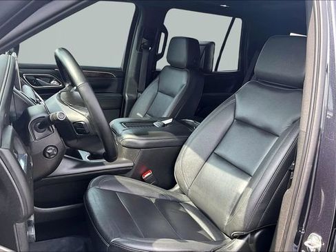 Used 2023 Chevrolet Tahoe Z71 w/ Luxury Package image 25