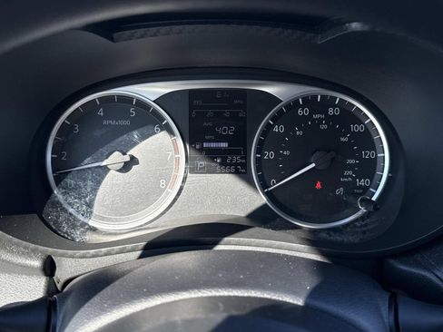 Used 2024 Nissan Versa S w/ Trunk Package image 17