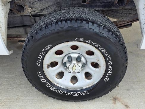 Used 2013 Chevrolet Silverado 1500 W/T image 21