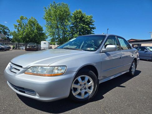 Used 2001 Honda Accord EX image 2