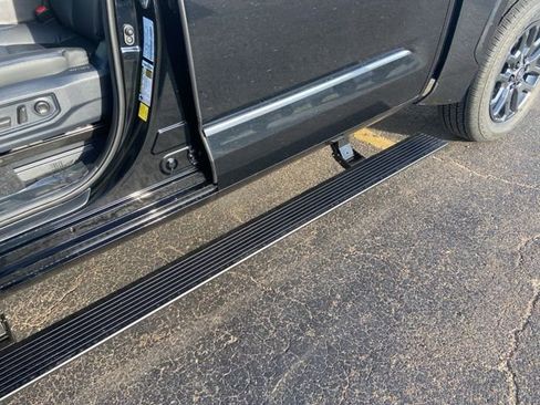 New 2026 Toyota Tundra Platinum AWD/4WD image 11