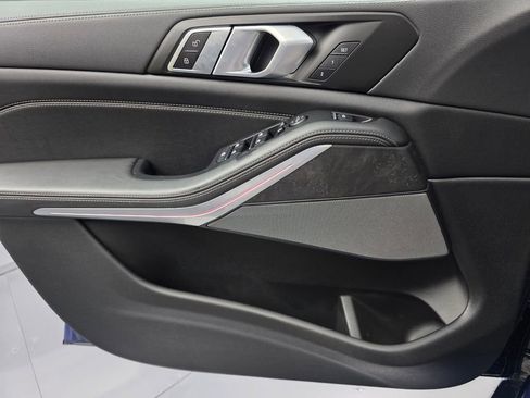 Used 2023 BMW X5 sDrive40i w/ M Sport Package image 25