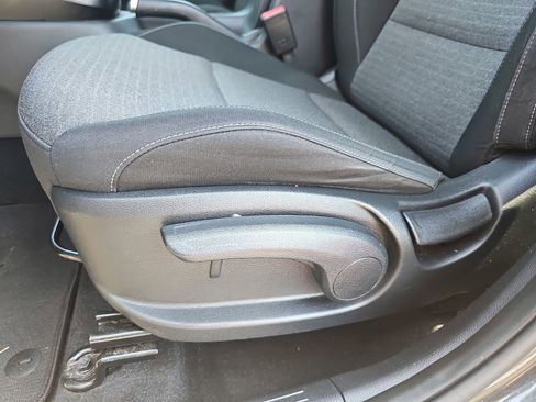 Used 2020 Kia Soul S FWD image 15