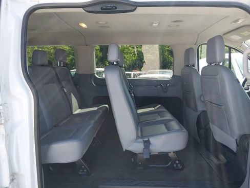 Used 2018 Ford Transit 150 XL RWD image 5