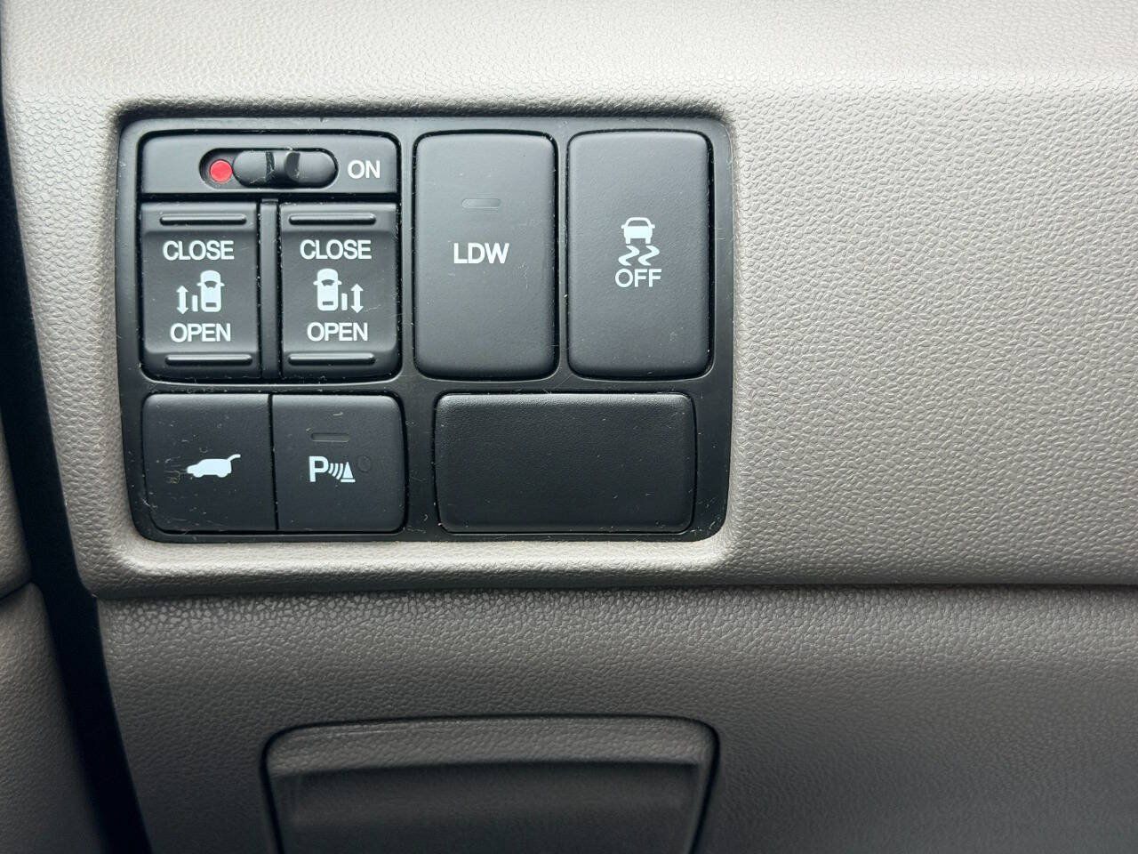 Used 2016 Honda Odyssey Touring image 36