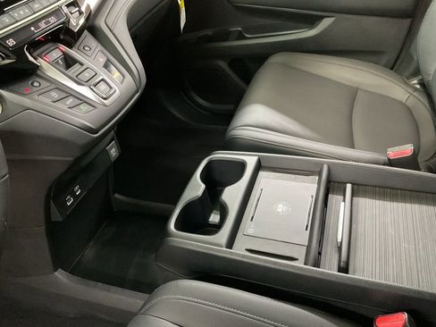 Certified 2026 Honda Odyssey EX-L image 20