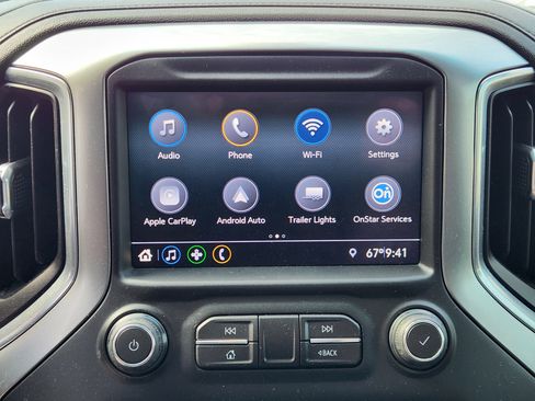 Certified 2020 Chevrolet Silverado 1500 LT w/ Texas Edition image 17